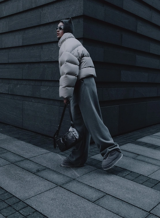 Пуховик entire studios Mml Puffer Cotton Off White