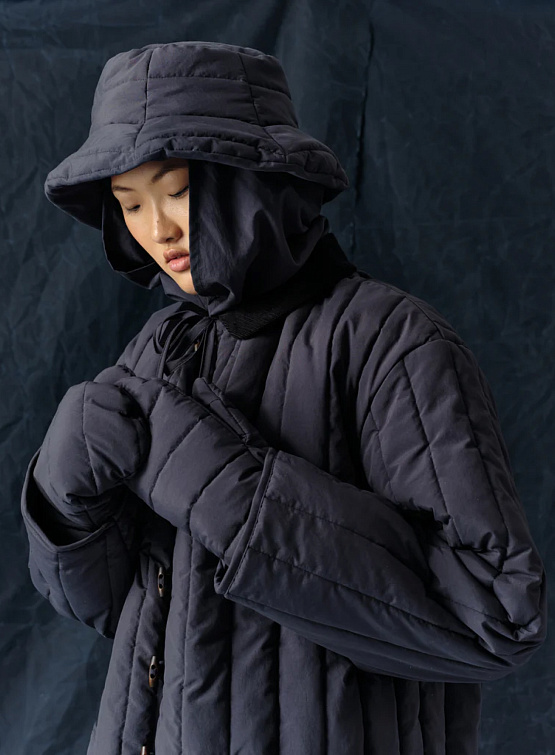 Рукавицы XENIA TELUNTS Quilted Mittens Dark Grey