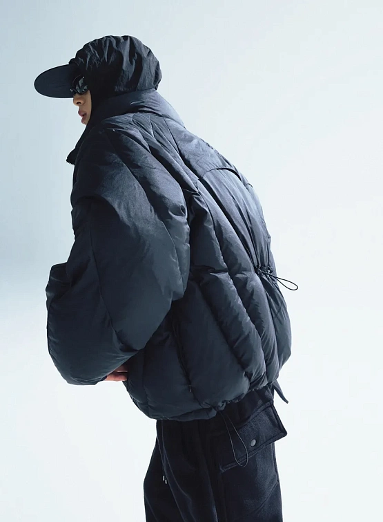 Пуховик ANGLAN Iconic Balloon Incision Down Black