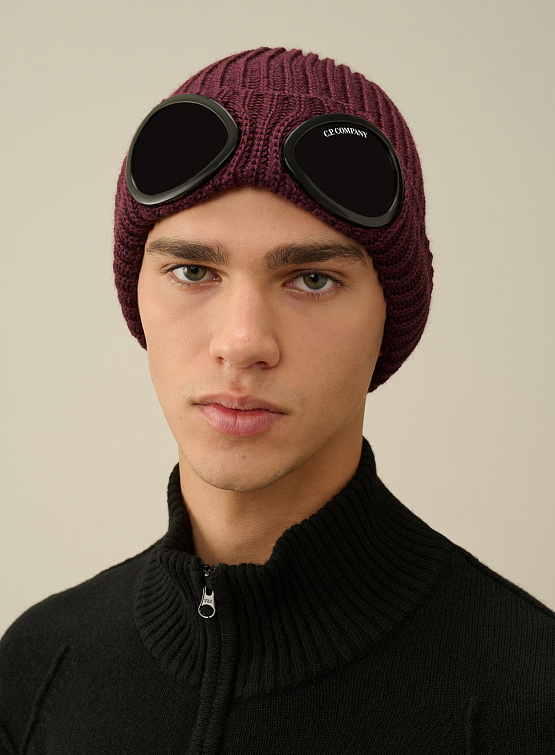 Шапка C.P. Company Extra Fine Merino Goggle Purple