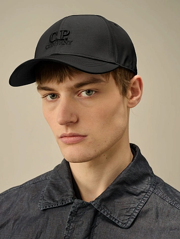 Кепка C.P. Company Chrome-R Logo Cap Black