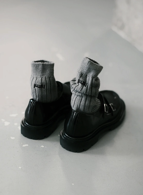 Лоферы JUUN.J Vibram Sole Loafers with Buckle Black