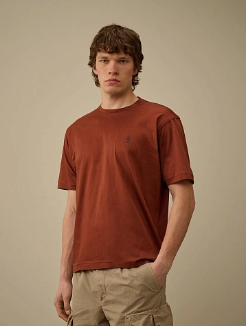 Футболка C.P. Company No Gravity Jersey Logo Sable Brown