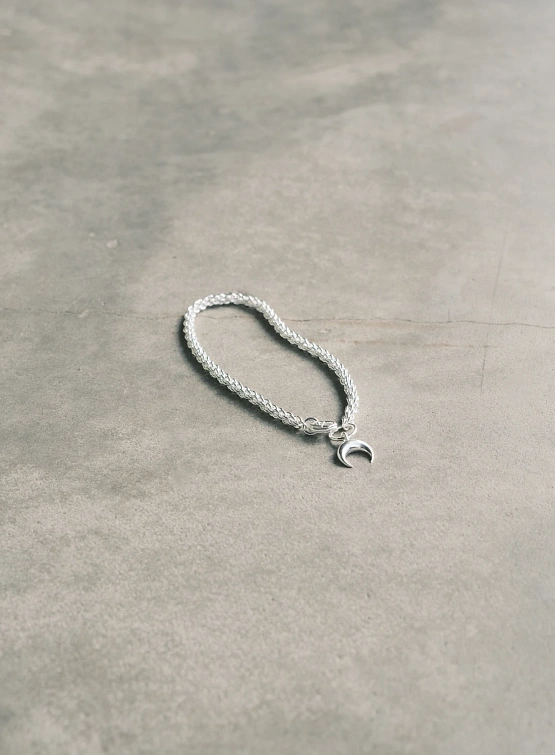 Ожерелье с подвеской Marine Serre Rhinestone Plated Moon Braided Shiny Silver