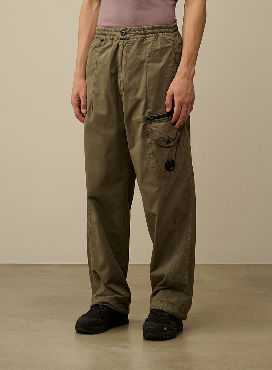 Брюки C.P. Company Microreps Boxy Loose Utility Grape Leaf