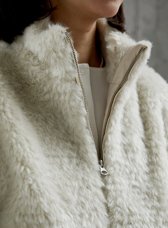 Женская флисовая куртка AMOMENTO Hairy Fur Blouson Ivory