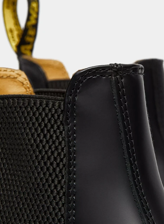 Челси Dr. Martens 2976 Yellow Stitch Smooth Leather Black