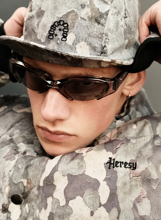 Очки NO PROBLEMO x LE SPECS Cyborg Smoke/Smoke Tint