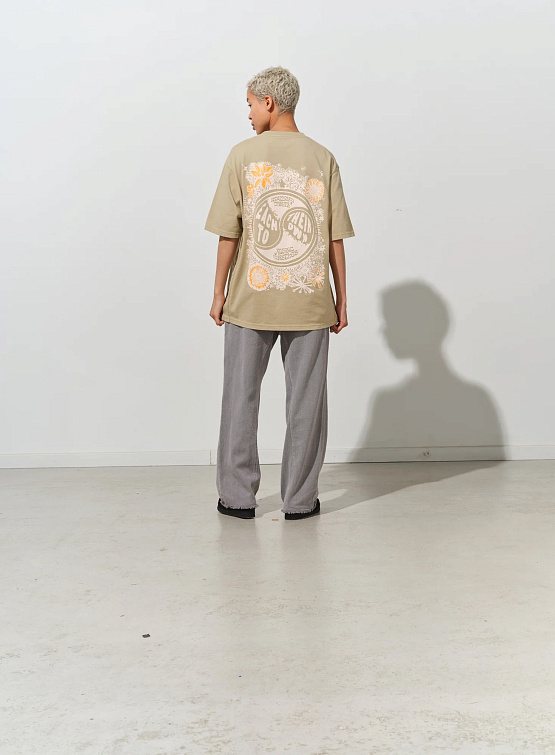 Футболка ACMH Each to Tee Toffee