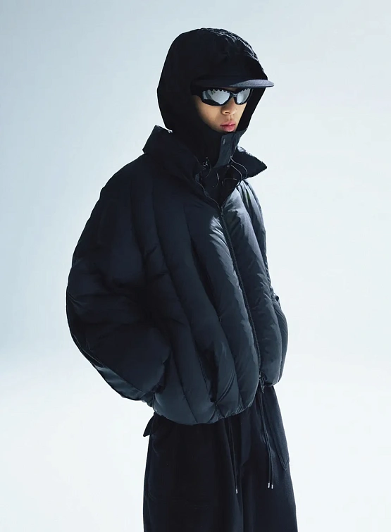 Пуховик ANGLAN Iconic Balloon Incision Down Black