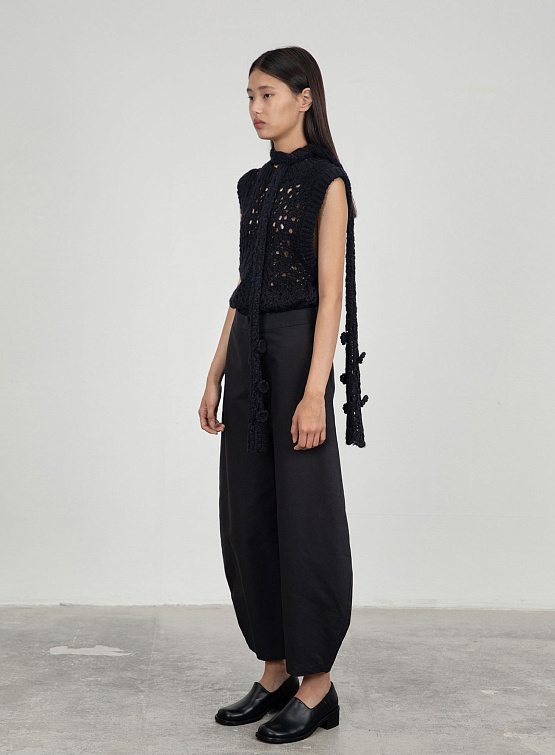 Женский жилет AMOMENTO Crochet Vest Black