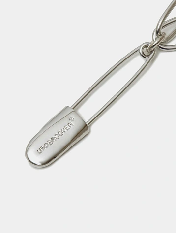 Ожерелье UNDERCOVER Brass Logo Engraved Pin Charm Silver