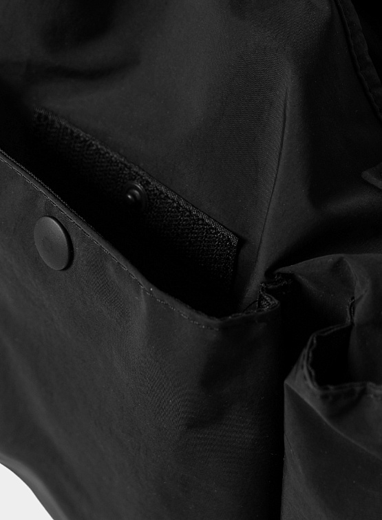 Сумка Mazi Untitled Padded Bore Bag Cross Black