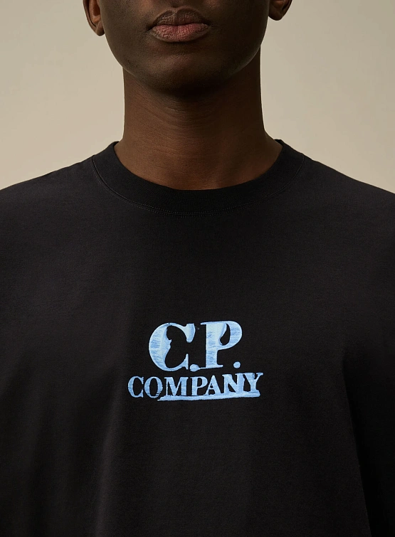 Футболка C.P. Company 30/1 Jersey Graphic Logo Total Eclipse