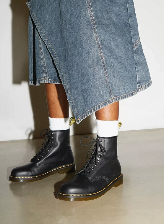 Женские ботинки Dr. Martens 1460 Nappa Leather Lace Up Black