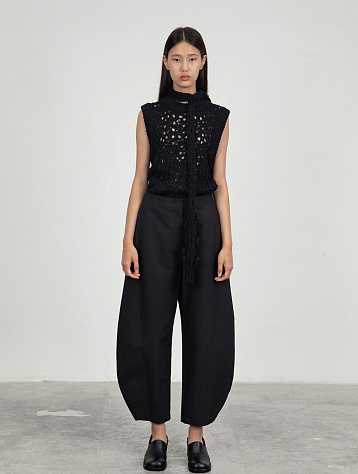 Женский жилет AMOMENTO Crochet Vest Black