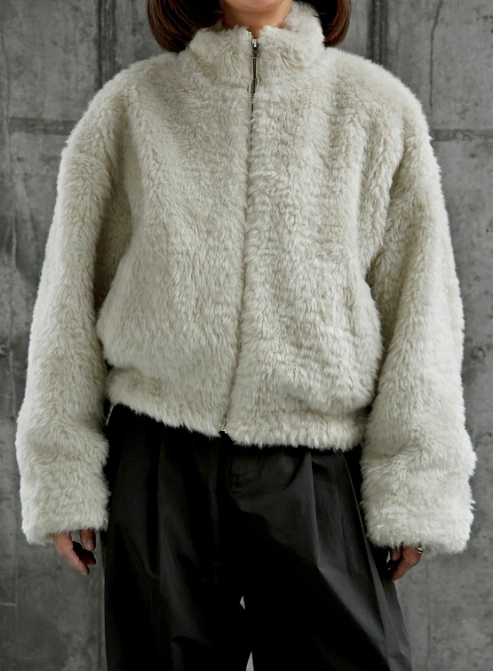 Женская флисовая куртка AMOMENTO Hairy Fur Blouson Ivory